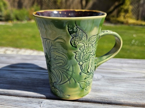 kubek-ceramiczny-zielony-kot-w-naturze-rekodzielo-zielen.jpg
