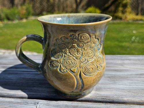 kubek-ceramiczny-basniowe-drzewo-rekodzielo-bez-fiolet-blekit.jpg
