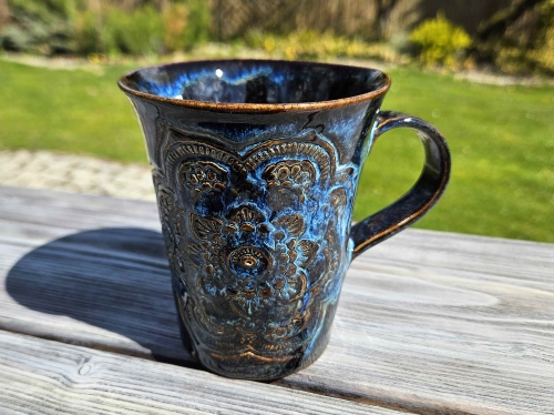 kubek-ceramiczny-nocna-mandala-rekodzielo-braz-blekit.jpg