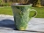 kubek-ceramiczny-zielony-kot-w-naturze-rekodzielo-zielen.jpg