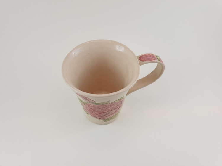 kubek-ogrod-rozany-rekodzielo-450ml-roz-czerwien-ceramika-artystyczna-handmade-3.jpg