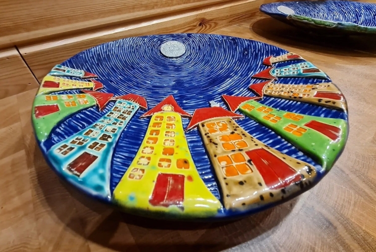 patera-magia-nocy-rekodzielo-teczowa-ceramika-artystyczna-handmade-3.jpg