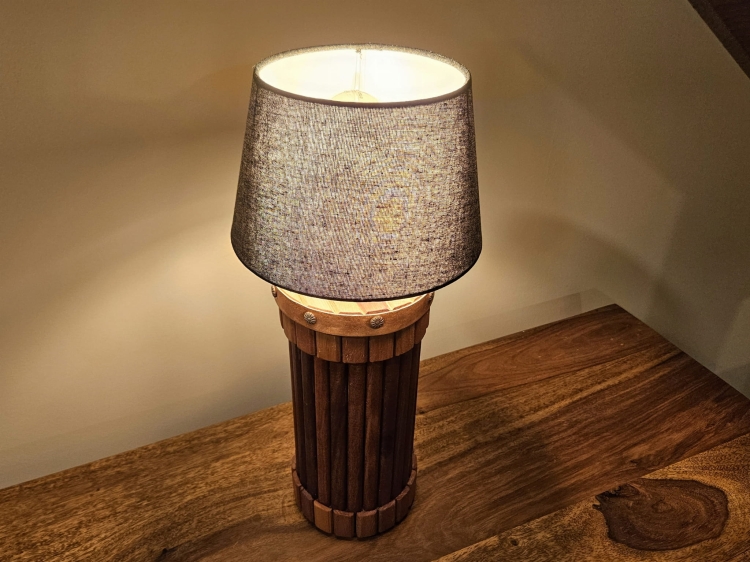 lampa-miedziana-fantazja-drewno-eukaliptus-miedz-rekodzielo-drewniana-lampa-handmade-3.jpg