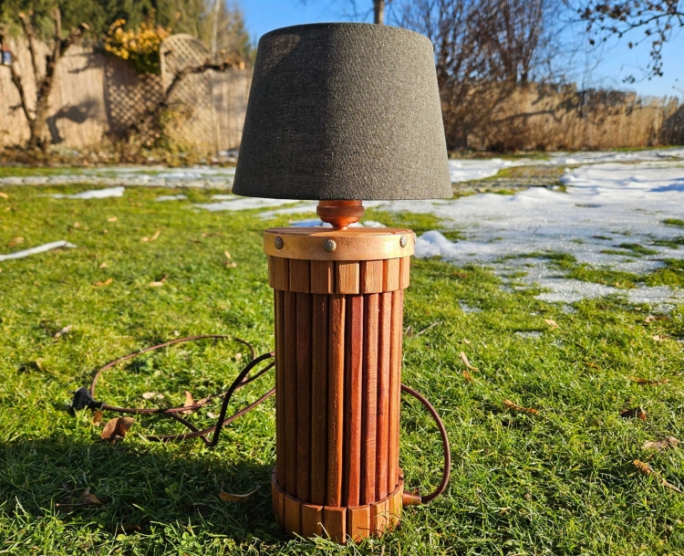 lampa-miedziana-fantazja-drewno-eukaliptus-miedz-rekodzielo-drewniana-lampa-handmade-7.jpg