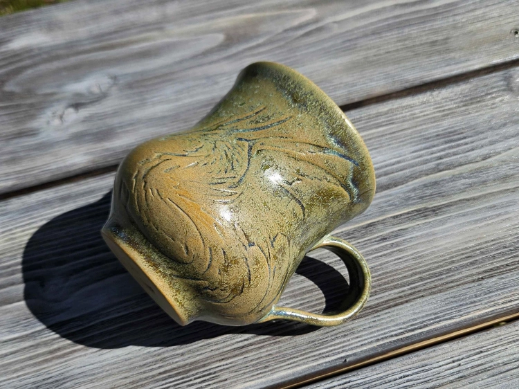 kubek-ceramiczny-basniowy-smok-rekodzielo-bez-fiolet-blekit-3.jpg