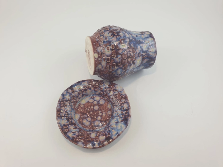 matero-z-podstawka-galaktyka-drogi-mlecznej-rekodzielo-400ml-fiolet-ceramika-artystyczna-handmade-yerba-mate-4.jpg