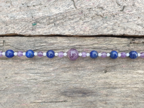 bransoletka-z-ametystem-kamieniem-ksiezycowym-i-lapisem-lazuli-rekodzielo-kamienie-naturalne-srebro-handmade-2.jpg