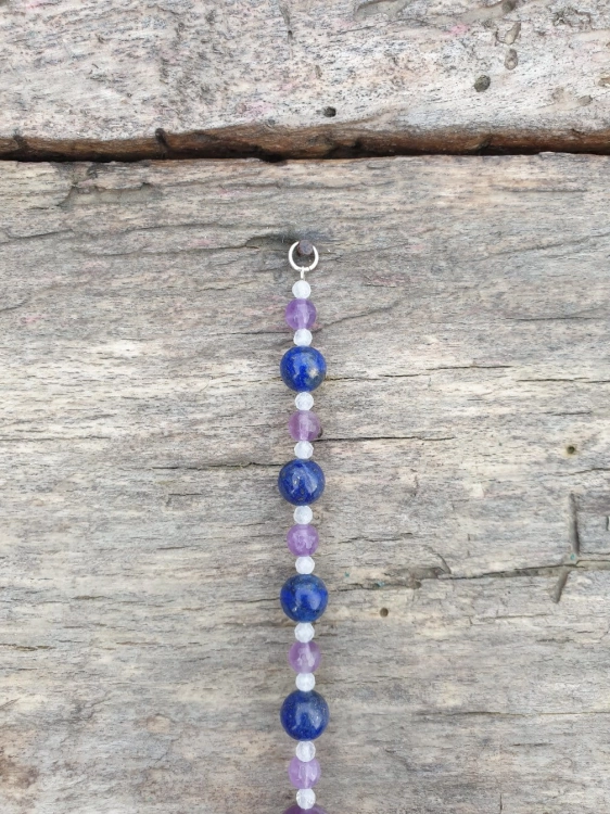 bransoletka-z-ametystem-kamieniem-ksiezycowym-i-lapisem-lazuli-rekodzielo-kamienie-naturalne-srebro-handmade-3.jpg