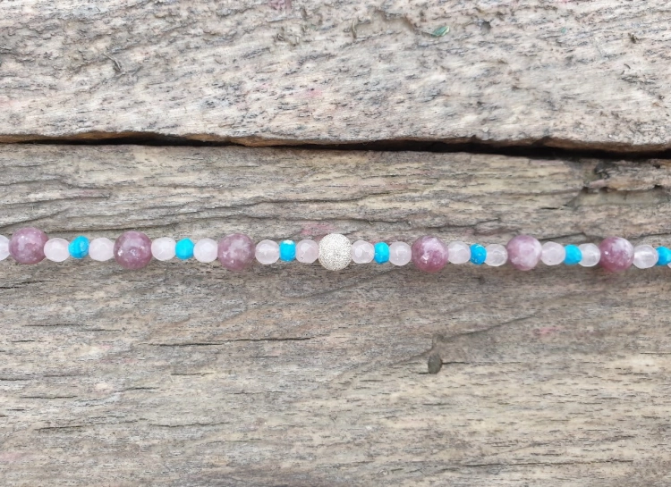 bransoletka-z-lepidolitem-turkusem-i-kwarcem-rozowym-rekodzielo-kamienie-naturalne-srebro-handmade-2.jpg
