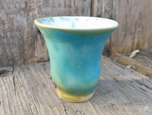 czarka-turkusowe-refleksje-rekodzielo-150ml-turkus-ceramiczna-czarka-artystyczna-handmade.jpg