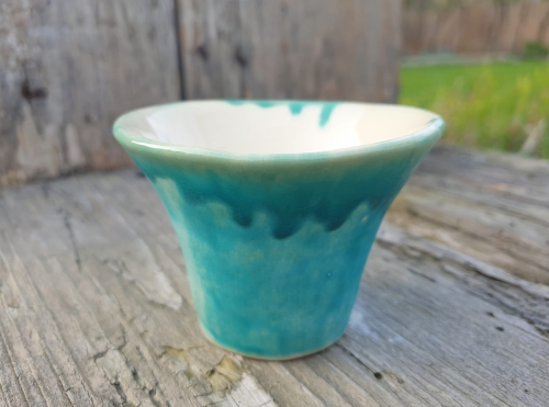 czarka-bursztynowa-laguna-rekodzielo-120ml-turkus-bursztyn-ceramika-artystyczna-handmade.jpg