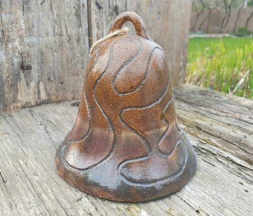 dzwonek-nic-ariadny-rekodzielo-braz-ceramika-artystyczna-handmade.jpg