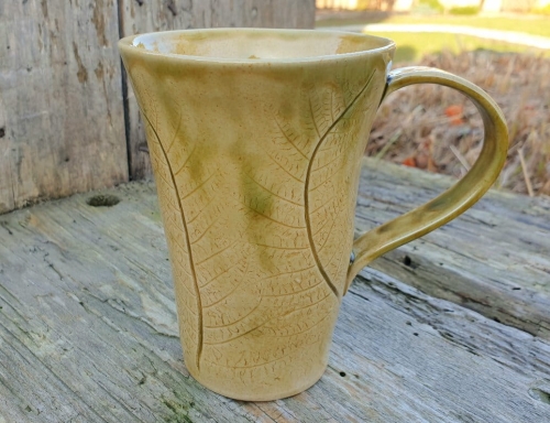 kubek-delikatnosc-paproci-rekodzielo-500ml-zielen-ceramika-artystyczna-handmade.jpg