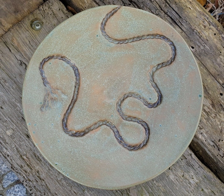patera-proste-rozwiazania-rekodzielo-braz-szarosc-ceramika-artystyczna-handmade.jpg