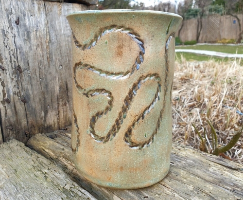 wazon-proste-rozwiazania-rekodzielo-braz-szarosc-ceramika-artystyczna-handmade.jpg