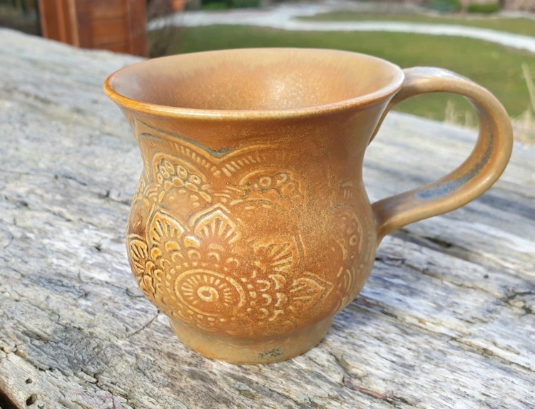 kubek-rustykalna-mandala-rekodzielo-210ml-pomarancz-ceramika-artystyczna-handmade.jpg