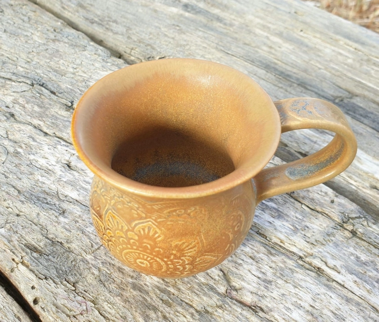 kubek-rustykalna-mandala-rekodzielo-210ml-pomarancz-ceramika-artystyczna-handmade-2.jpg