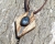 zawieszka-naszyjnik-szlachetny-topaz-drewno-heban-bialy-heban-srebro-rekodzielo-drewniana-bizuteria-handmade-4.jpg