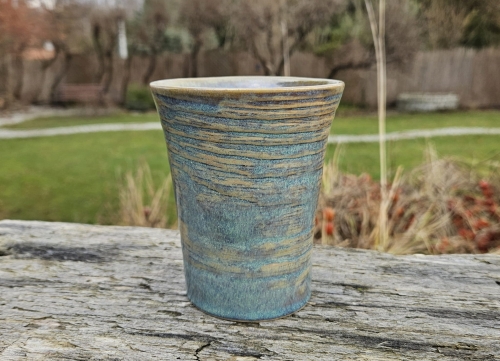 kubek-basniowe-drewno-rekodzielo-300ml-blekit-bez-fiolet-ceramika-artystyczna-handmade.jpg