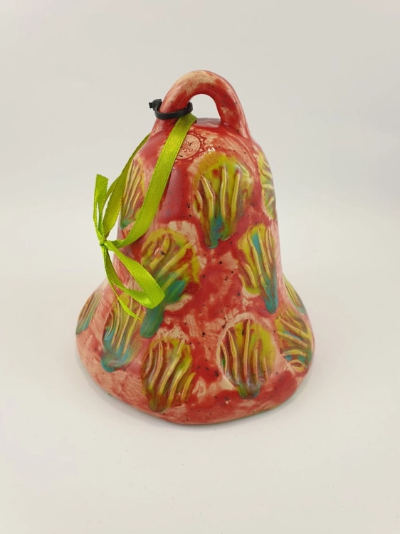 radosny-dzwonek-rekodzielo-teczowy-ceramiczny-dzwonek-artystyczny-handmade-2.jpg