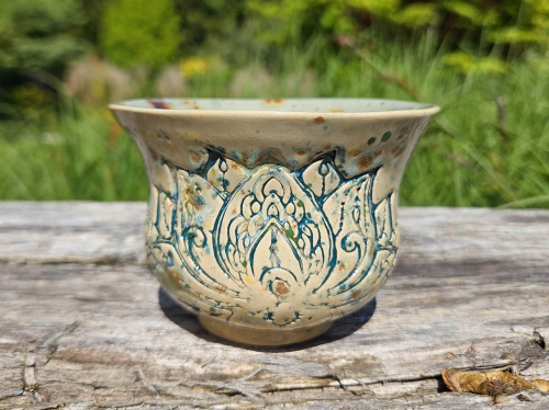 czarka-matcha-bajkowy-lotos-rekodzielo-290-ml-bez-blekit-braz-ceramika-artystyczna.jpg
