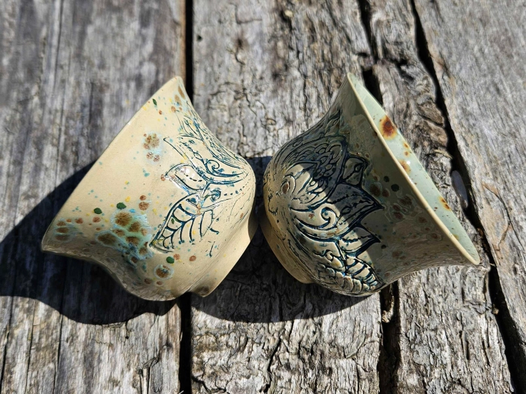 czarka-matcha-bajkowy-lotos-rekodzielo-290-ml-bez-blekit-braz-ceramika-artystyczna-3.jpg