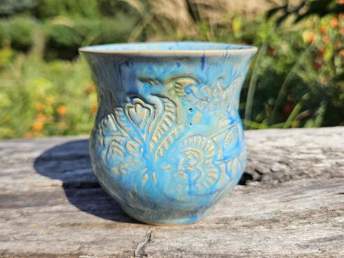 czarka-ceramiczna-niebianska-natura-rekodzielo-niebieski.jpg
