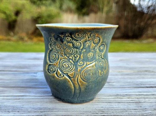 czarka-ceramiczna-kosmiczne-drzewo-rekodzielo-niebieski.jpg