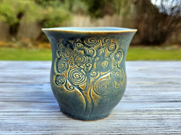 czarka-ceramiczna-kosmiczne-drzewo-rekodzielo-niebieski.jpg