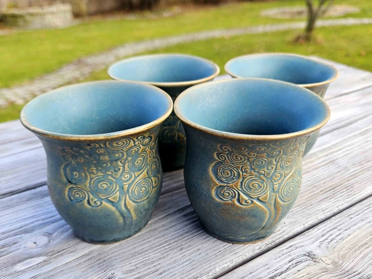 czarka-ceramiczna-kosmiczne-drzewo-rekodzielo-niebieski-3.jpg