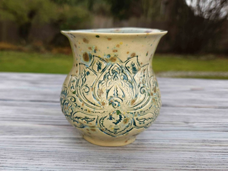 matero-ceramiczne-yerba-mate-bajkowy-lotos-rekodzielo-bez-niebieski.jpg