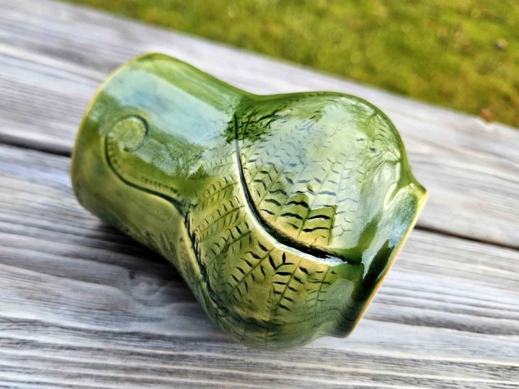 matero-ceramiczne-yerba-mate-lesna-paproc-rekodzielo-zielen-3.jpg