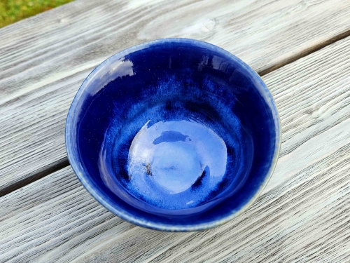 czarka-ceramiczna-matcha-nocna-glebia-rekodzielo-granat-2.jpg
