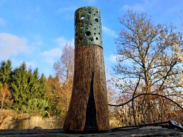 lampa-drewniana-lesna-pochodnia-drewno-lipa-ceramika-rekodzielo-4.jpg