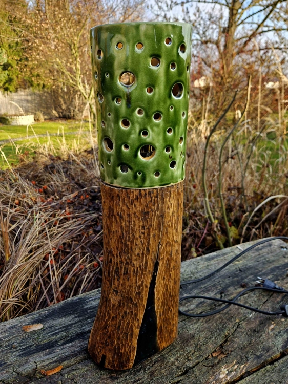 lampa-drewniana-lesna-pochodnia-drewno-lipa-ceramika-rekodzielo-5.jpg