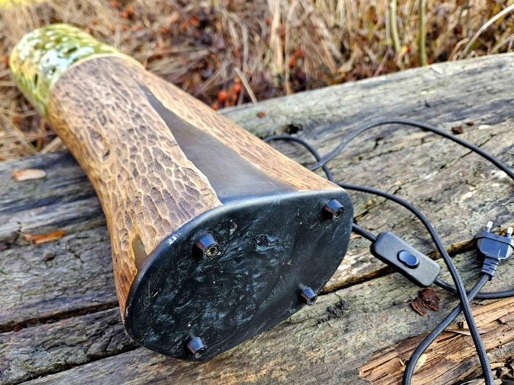 lampa-drewniana-lesna-pochodnia-drewno-lipa-ceramika-rekodzielo-11.jpg
