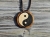 naszyjnik-drewniany-yin-yang-drewno-heban-klon-kanadyjski-mahon-rekodzielo-2.jpg
