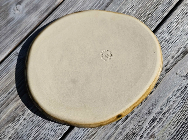 talerzyk-ceramiczny-jesienna-mandala-rekodzielo-zielen-4.jpg