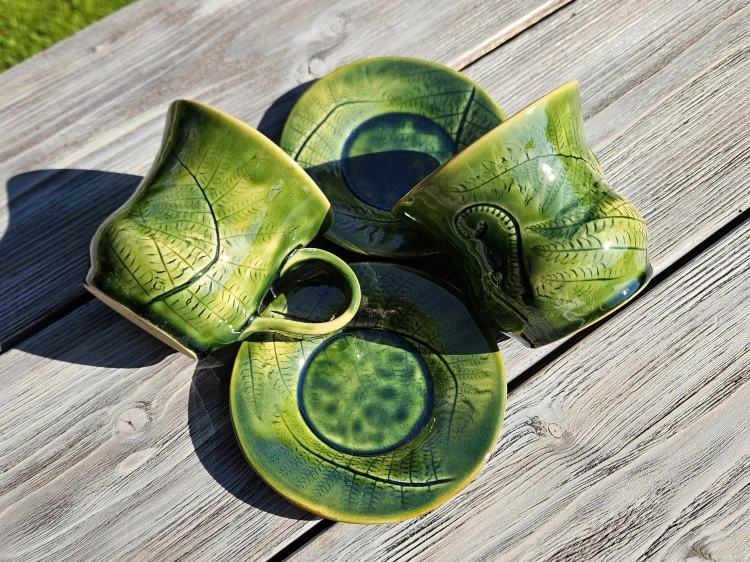 filizanka-ceramiczna-glebia-paproci-rekodzielo-zielen-3.jpg