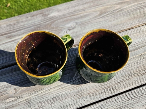 kubek-ceramiczny-cisza-lasu-rekodzielo-zielen-2.jpg