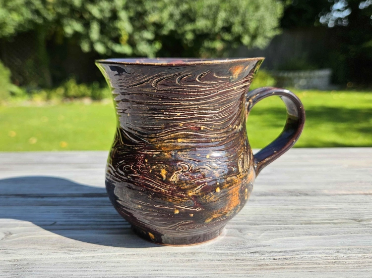 kubek-ceramiczny-glebia-drewna-rekodzielo-braz.jpg
