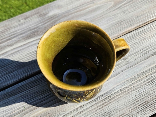 kubek-ceramiczny-jesienne-drzewo-rekodzielo-zielen-2.jpg