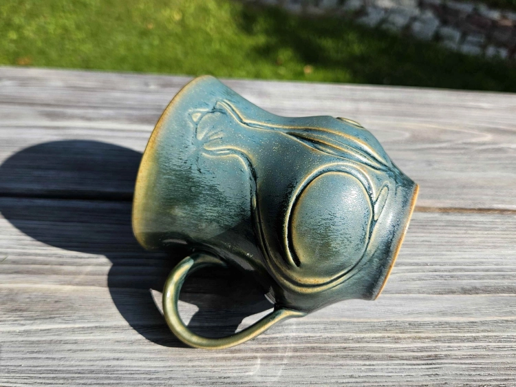kubek-ceramiczny-kosmiczny-kot-rekodzielo-blekit-3.jpg
